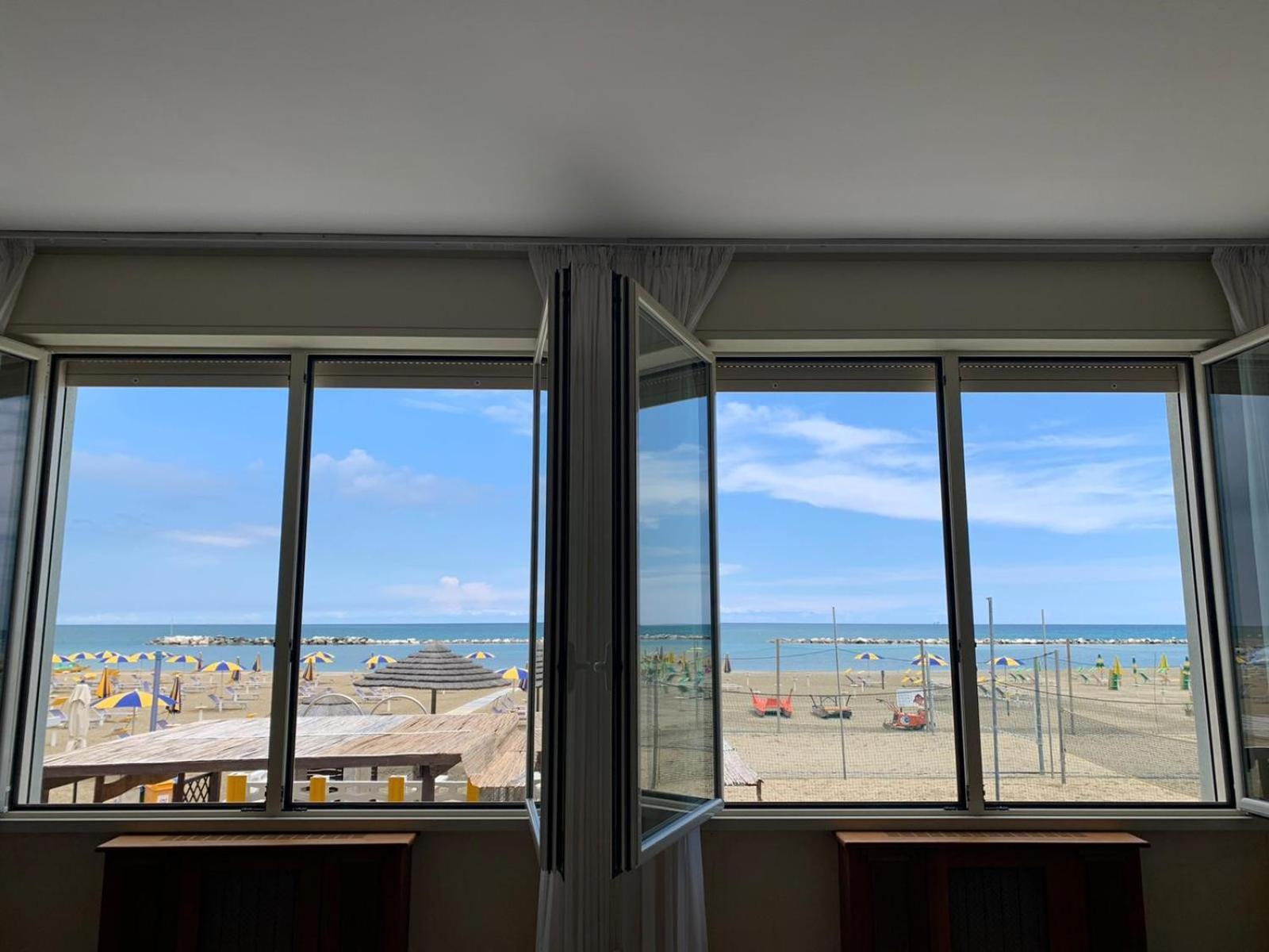 Hotel Acquamarina Viserba Rimini Zewnętrze zdjęcie