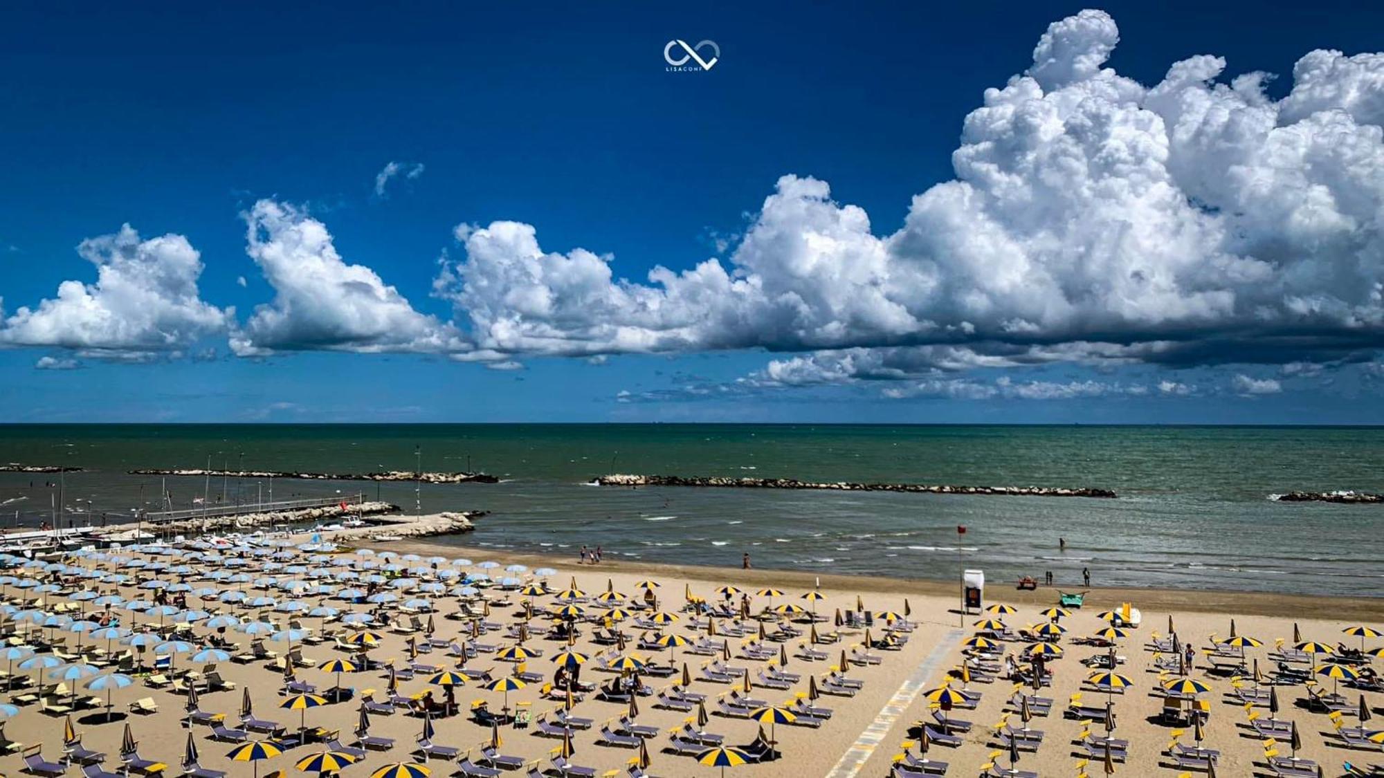 Hotel Acquamarina Viserba Rimini Zewnętrze zdjęcie