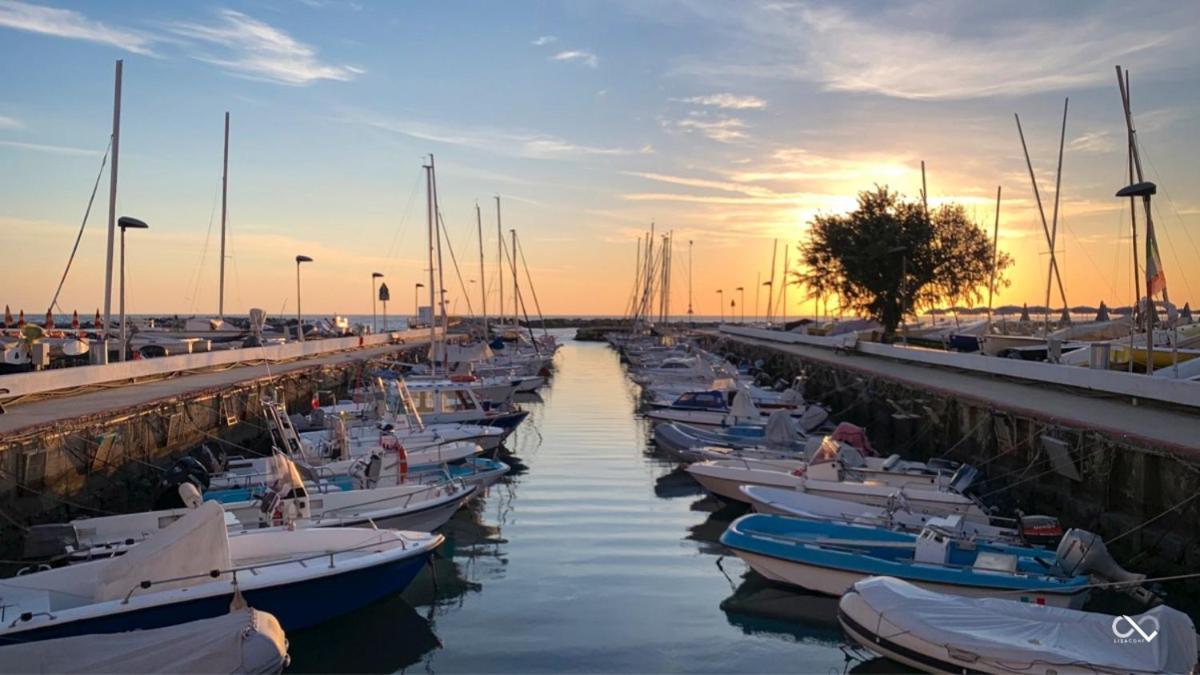 Hotel Acquamarina Viserba Rimini Zewnętrze zdjęcie